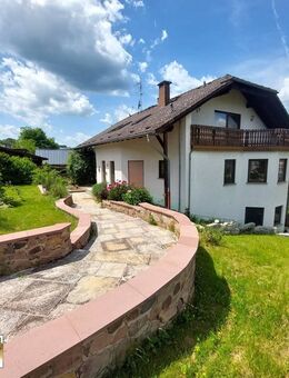 Familienfreundliches Einfamilienhaus in guter Lage - Scheidt