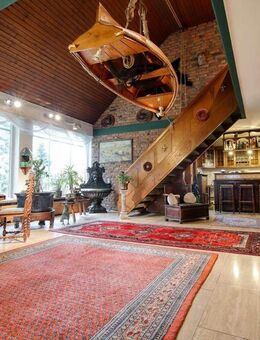 Düsseldorf-Eller // Großes Einfamilienhaus mit Einlieger und Gewerbe auf weitläufigem Grundstück - Düsseldorf