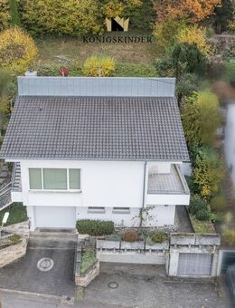 Repräsentatives Einfamilienhaus mit ELW/Büro/Praxis in Wernauer Aussichtslage - Wernau (Neckar)