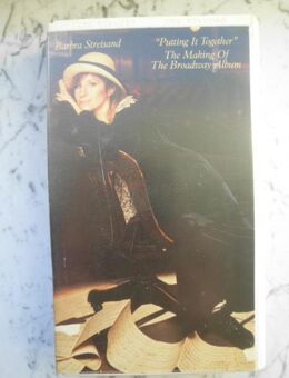 Barbra Streisand: „Putting It Together“ - The Making of The Broadway Album, VHS Video / Videokassette, 1986,  3,- - Flensburg
