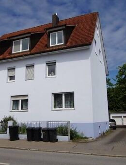 Modernisierte 4 Zimmer-Wohnung mit Balkon - Straubing