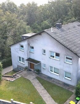 2-3 FH mit Gelände am Sackgassenende - Neunkirchen (Saarland)