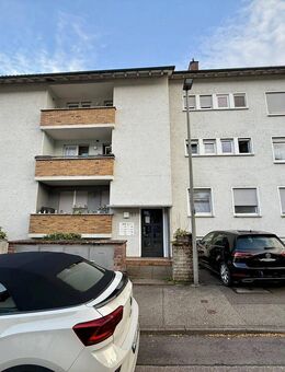 2 Zimmer, Küche, Bad: Erstbezug nach Renovierung in Rohracker mit neuer Einbauküche - Stuttgart