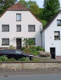 Einfamilienhaus mit viel Potenzial - weitläufiger Garten und naturnaher Lage - Altenbeken