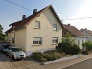 Freistehendes 1 bzw. 2-Familienhaus in ruhiger Wohnlage, Garage - Neunkirchen (Saarland)