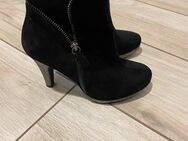Schwarze Stiefel - Kümmersbruck