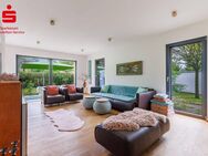 Traumhaus von Baufritz, nachhaltiges und modernes Wohnen mit natürlichen Materialien - Eichenau