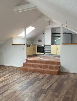 2-Raum Wohnung mit Dachterrasse über 2 Etagen - Arnstadt