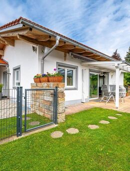 Für Jung & Alt - Offenes Wohngefühl im Bungalow-Stil in idyllischer Lage von Glonn! - Glonn
