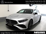 Mercedes A 180, AMG Night Ambientebel, Jahr 2023 - Metzingen