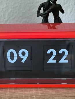 Klappzahlen Uhr Retro - Pforzheim Zentrum