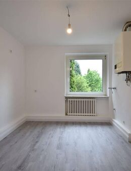 DU-Meiderich! Renovierte 3-Zimmer-Whg zu vermieten - Duisburg