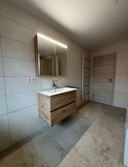 Top 4 Zimmer Wohnung in Oberlauterbach bei Wolnzach - Wolnzach