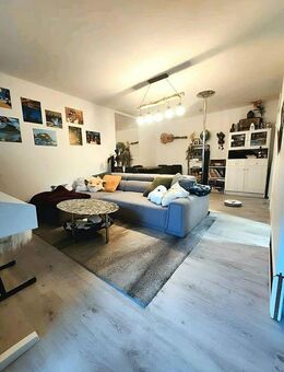 Modernisierte 2-Zimmer-Wohnung mit EBK und Balkon in zentraler Lage - Nürnberg