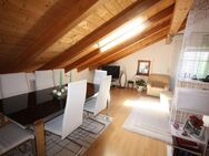 Edling bei Wasserburg/Inn: Wunderschöne 2 Zimmer-Wohnung im DG mit Balkon und separater großer Essküche - Edling