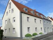 Sehr schöne 2-Zimmerwohnung im 1.OG mit neuer Hausfassade - Schweinfurt