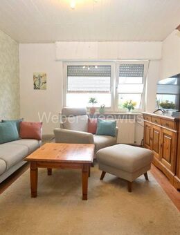 Einseitig angebautes Einfamilienhaus mit viel Potenzial, Garage und großem Garten - Sankt Augustin