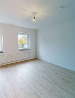 Gemütliches Familennest: Sanierte 4-Zimmer-Wohnung mit EINBAUKÜCHE - Neumünster