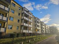 Provisionsfrei - Erstbezug nach Sanierung: Klug geschnittene Wohnung mit Balkon und Weitblick - Potsdam