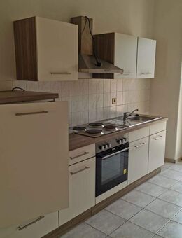 Gemütliche 1-Raumwohnung mit Balkon und Einbauküche - Pegau