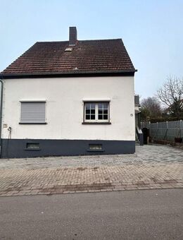 IK| Schrollbach: schönes und gepflegtes Einfamilienhaus mit Privaten Garten - Niedermohr