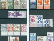 Berlin gestempelter Posten Dauerserien aus Nr. 200-874 mit Randstück wie auf dem Bild zu sehen. - Porta Westfalica Zentrum