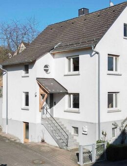 Freistehendes Einfamilienhaus mit großem Grundstück und solidem Nebengebäude in Haibach Grünmorsbach - Haibach (Regierungsbezirk Unterfranken)
