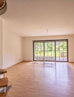 Charmante 4 Zimmer Maisonette Wohnung mit Terrasse & Balkon in Bankholzen-Moos - Moos (Baden-Württemberg)