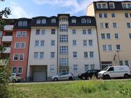 Sonnige 2-Zimmer-Wohnung mit Aufzug und Balkon - zentrumsnah! - Plauen