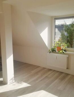 Gemütliche DG-Wohnung in Idar - Erstbezug nach Kernsanierung - Idar-Oberstein