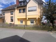 Kompaktes Wohnen: Kleine Dachgeschoss-Idylle in Weißenstadt - Weißenstadt