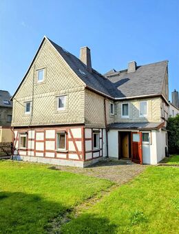 Romantik trifft Potenzial: Historisches Fachwerkhaus von 1700 in bester Lage - Stollberg (Erzgebirge)
