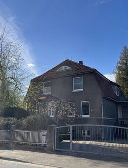 Alte Stadtvilla in Uelzen mit Fahrzeughalle, Park und Bootsanleger - Uelzen