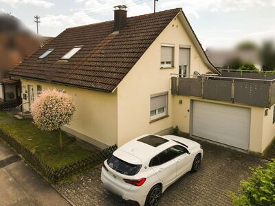 CHARMANTES EIN-ODER-ZWEIFAMILIENHAUS MIT VIEL PLATZ