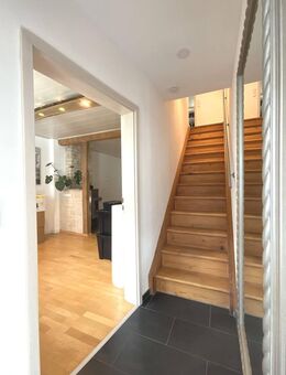 Ruhig gelegenes Reihenhaus in Harleshausen - Modernisiert, mit Garten und Wohlfühl-Ambiente - Kassel