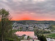 Wohnung mit Panoramablick, Garten, Küche und Garage - Oberbillig