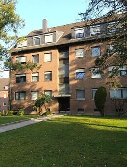Teilsanierte Hochparterrewohnung mit Balkon in zentraler Lage von Herzogenrath - Herzogenrath