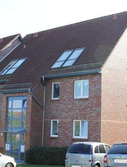 Attraktive 4 Zimmer-Wohnung mit Balkon und Stellplatz in ruhiger Lage zu kaufen! - Schwerin