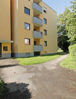 Bezahlbares Wohneigentum dank Erbpacht: Solide 4-Zimmer-Wohnung, 2 Loggien, TG-Stellplatz - Dachau! - Dachau
