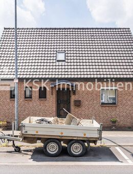 Wohnhaus mit großen Garten in bester Innenstadtlage von Wesseling! - Wesseling