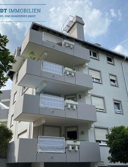 SCHÖNE 2 Zimmer Wohnung mit sonnigen Südwest Balkon und Tiefgarage in zentraler Lage von Idstein - Idstein