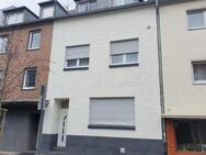 Bonn/Lengsdorf: Saniertes Zweifamilienhaus mit 7 Zimmern u. 5 Bädern u. Dachterrasse !!! - Bonn