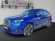 BMW iX, 1 xDrive30 M SPORT °, Jahr 2022 - Eggenfelden