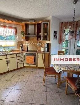 IMMOBERLIN.DE - Attraktives Niedrigenergiehaus mit Westgarten & Garage in ländlicher Lageharmonie - Pessin