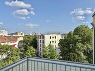 Renovierte Penthouse-Wohnung mit großer Dachterrasse 1min von der S-Bahn Station Ledermuseum und EBK - Offenbach (Main)