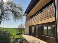 Provisionsfrei - Familienfreundliche DHH in Hanglage mit Weitblick sowie Süd-Terrasse & Balkon - Friedberg