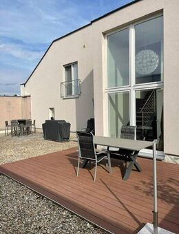 SESSLACH ** edle Maisonette-Wg ca. 113 qm ** Dachterrasse ** - Seßlach