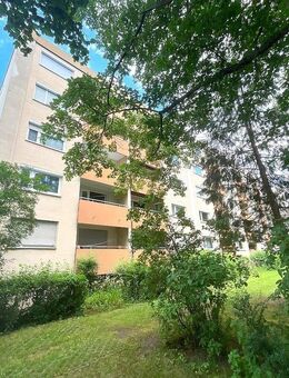 3-Zimmer-Wohnung mit 75 m² Wohnfläche und Südbalkon sofort zur Nutzung frei! - Nürnberg