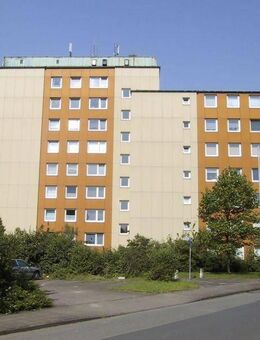 Ansprechende 3-Zimmer-Wohnung mit Tageslichtbad und Balkon - Hannover