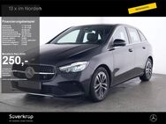 Mercedes B 180, PROGRESSIVE SPUR, Jahr 2023 - Kiel